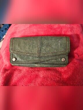 Fossil Fifty Four Womens Green Leather Wallet Snap Clutch